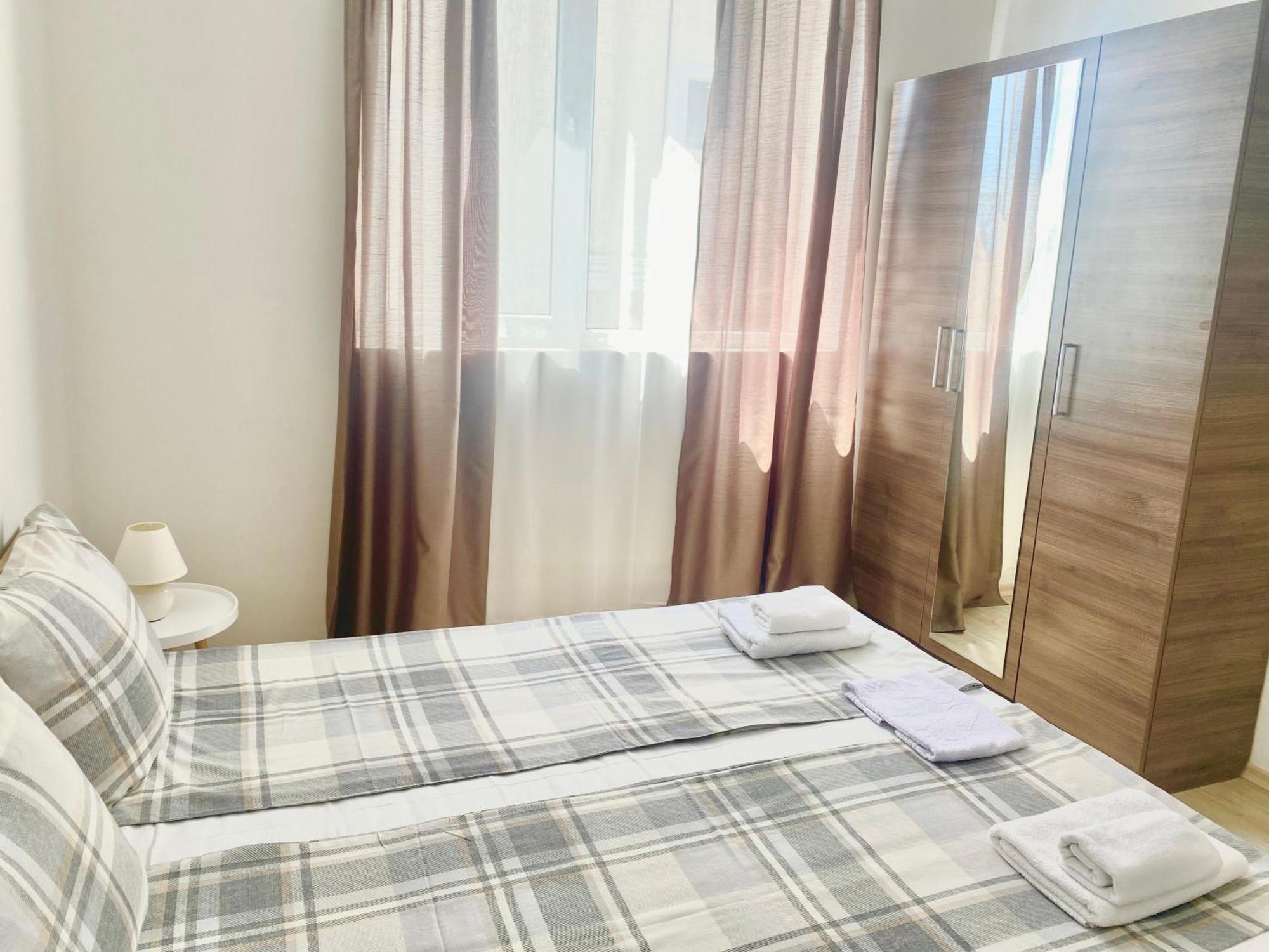 Apartments In Sunny Island Complex เชอร์โนโมเรทส์ ภายนอก รูปภาพ
