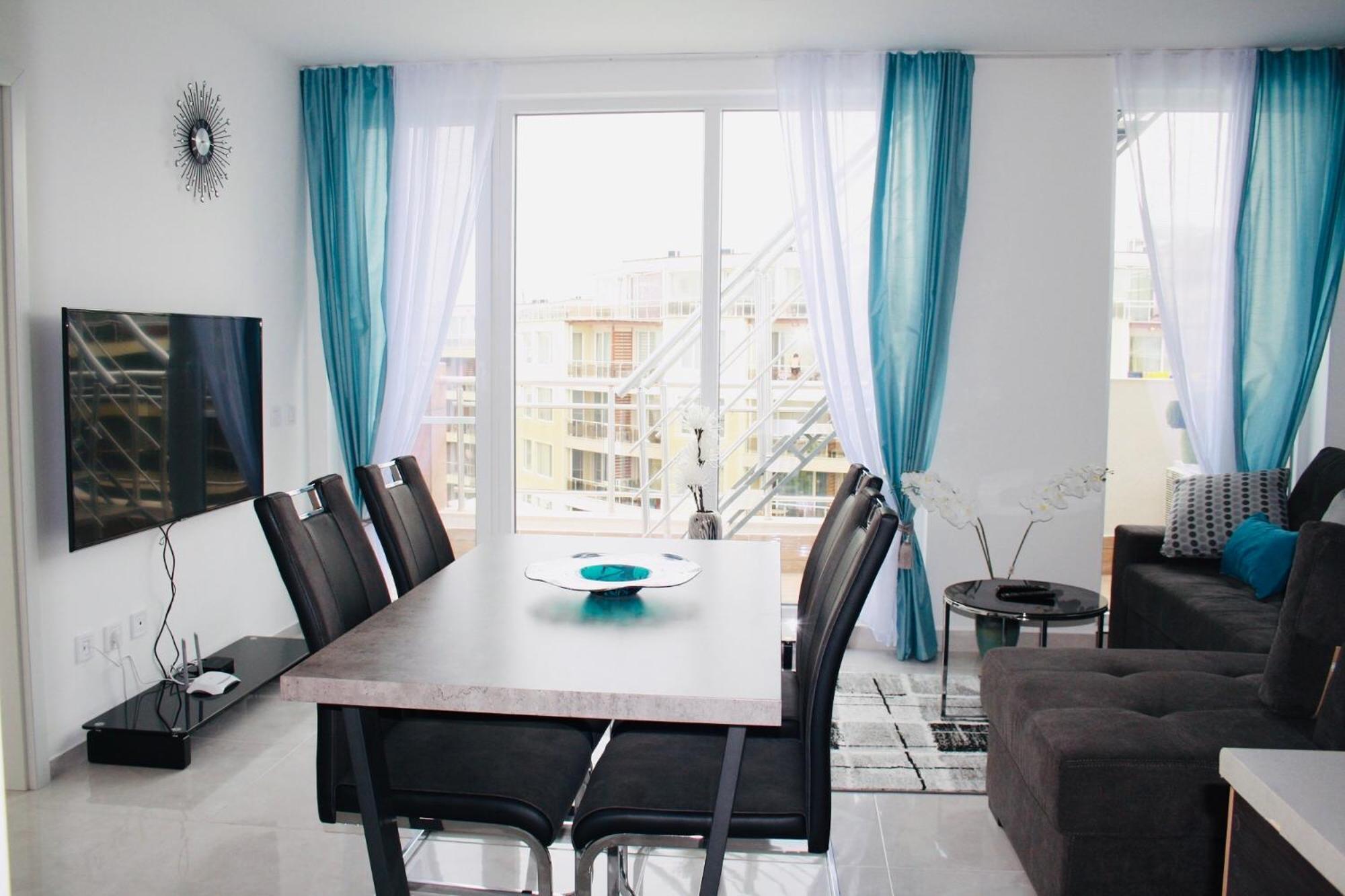 Apartments In Sunny Island Complex เชอร์โนโมเรทส์ ภายนอก รูปภาพ