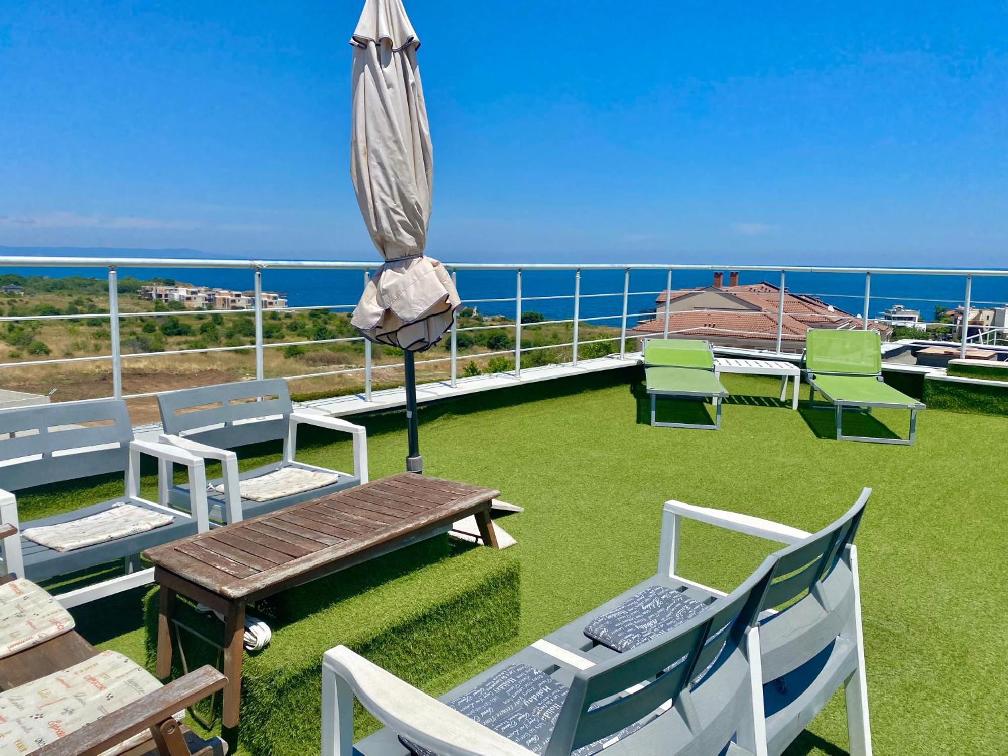 Apartments In Sunny Island Complex เชอร์โนโมเรทส์ ภายนอก รูปภาพ