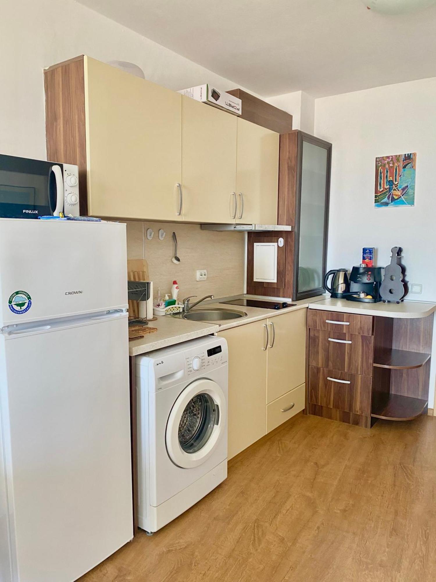 Apartments In Sunny Island Complex เชอร์โนโมเรทส์ ภายนอก รูปภาพ